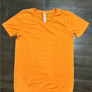 Lululemon Swiftly Relaxed Short Sleeve 2.0